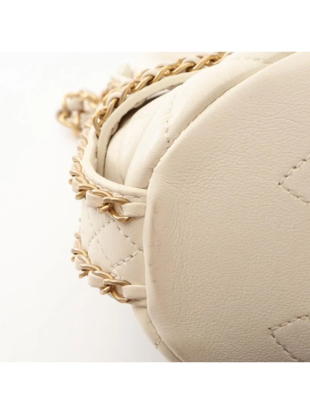 Chanel Shoulder Bag Quilted Drawstring Off White Lambskin